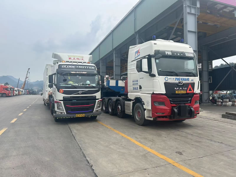 International land transportation of high-value lithography equipment safely and smoothly delivered to Vietnam